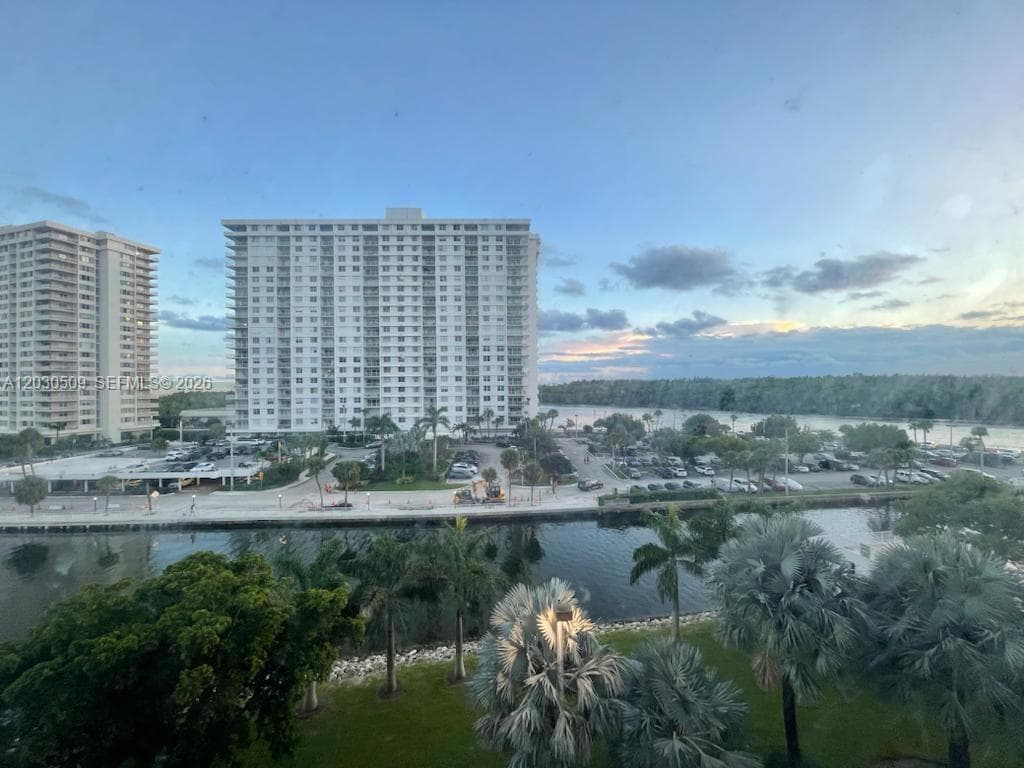 COASTAL TOWERS CONDO · #622 in Sunny Isles Beach - Photo 12