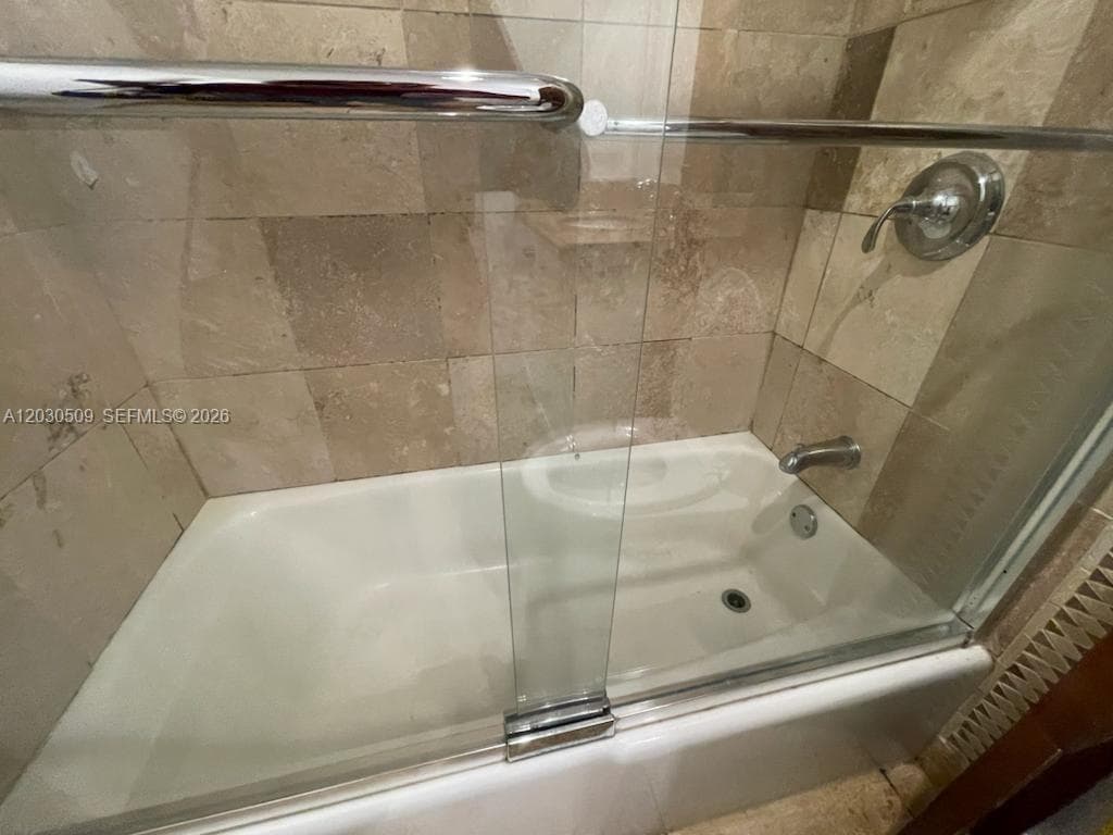 COASTAL TOWERS CONDO · #622 in Sunny Isles Beach - Photo 8