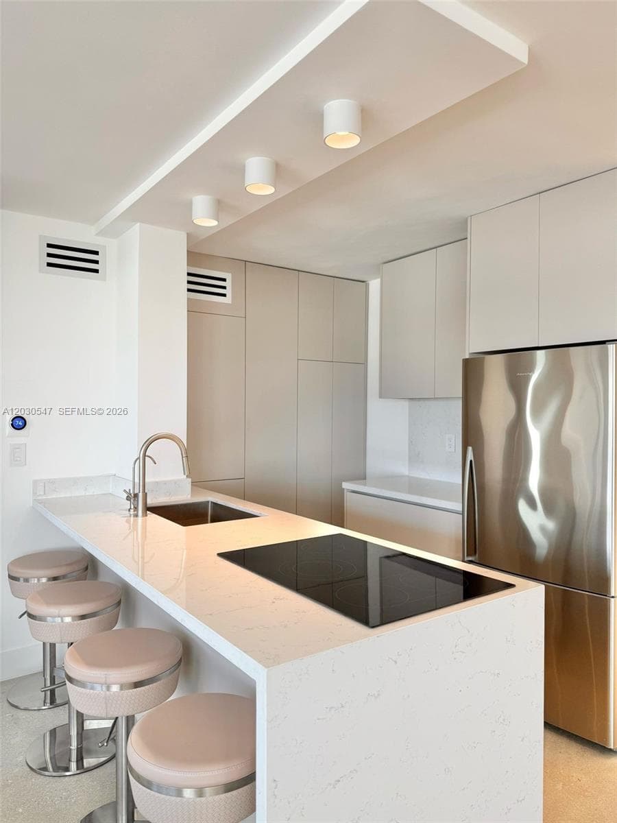 OCTAGON TOWERS I CONDO · #9C in Miami Beach - Photo 17