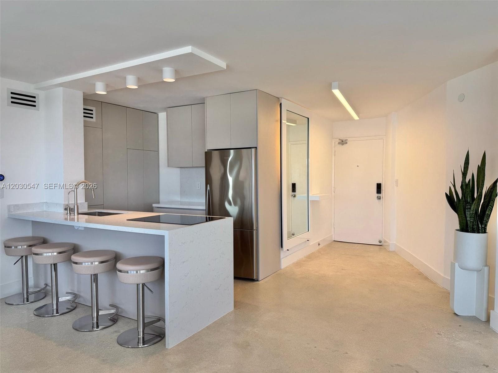 OCTAGON TOWERS I CONDO · #9C in Miami Beach - Photo 16