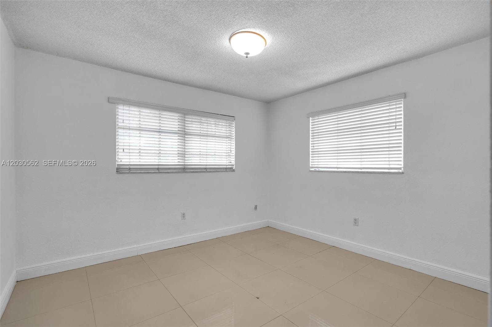 1320 SW 84th Ave photo 17