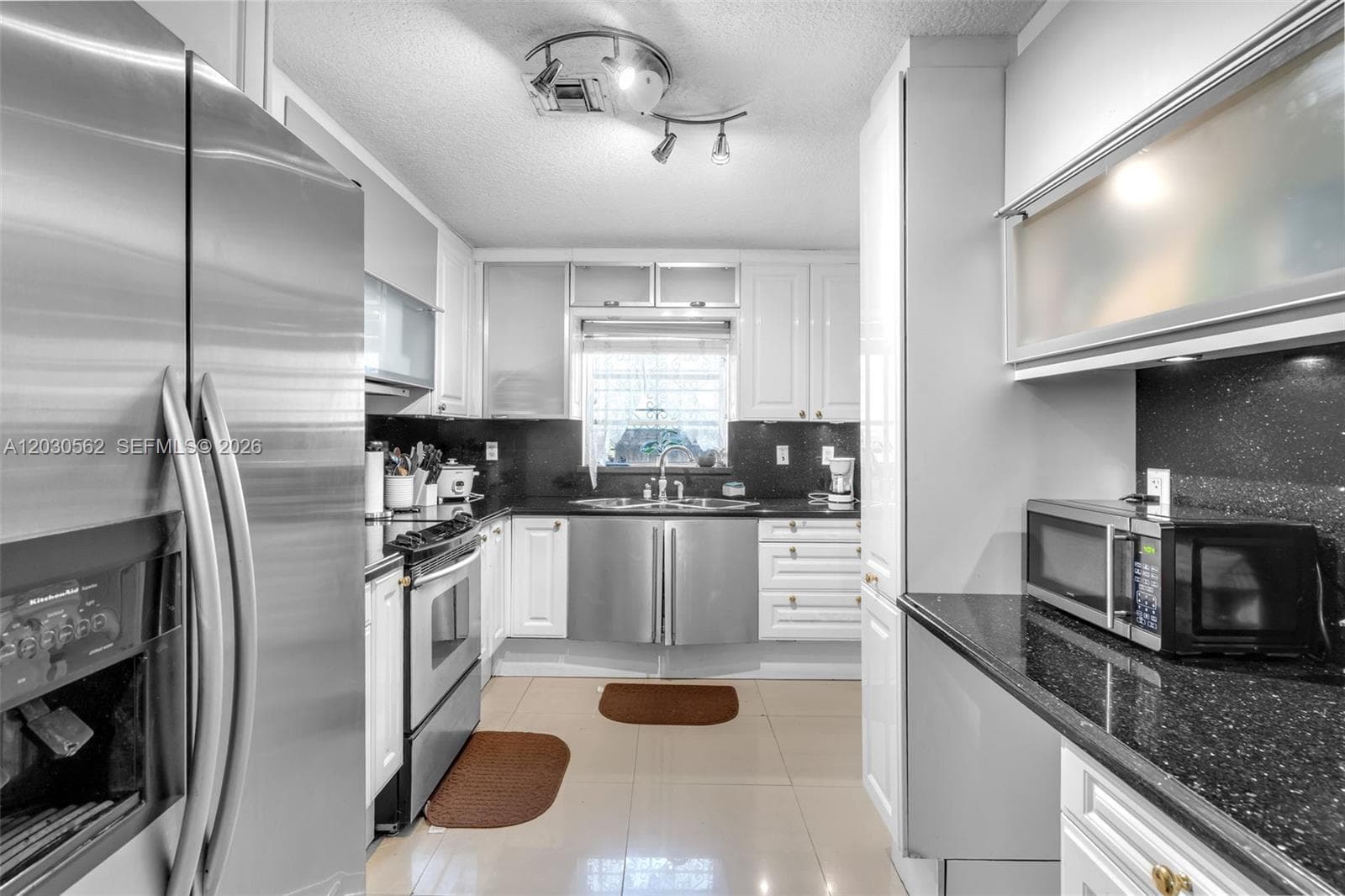 1320 SW 84th Ave photo 14