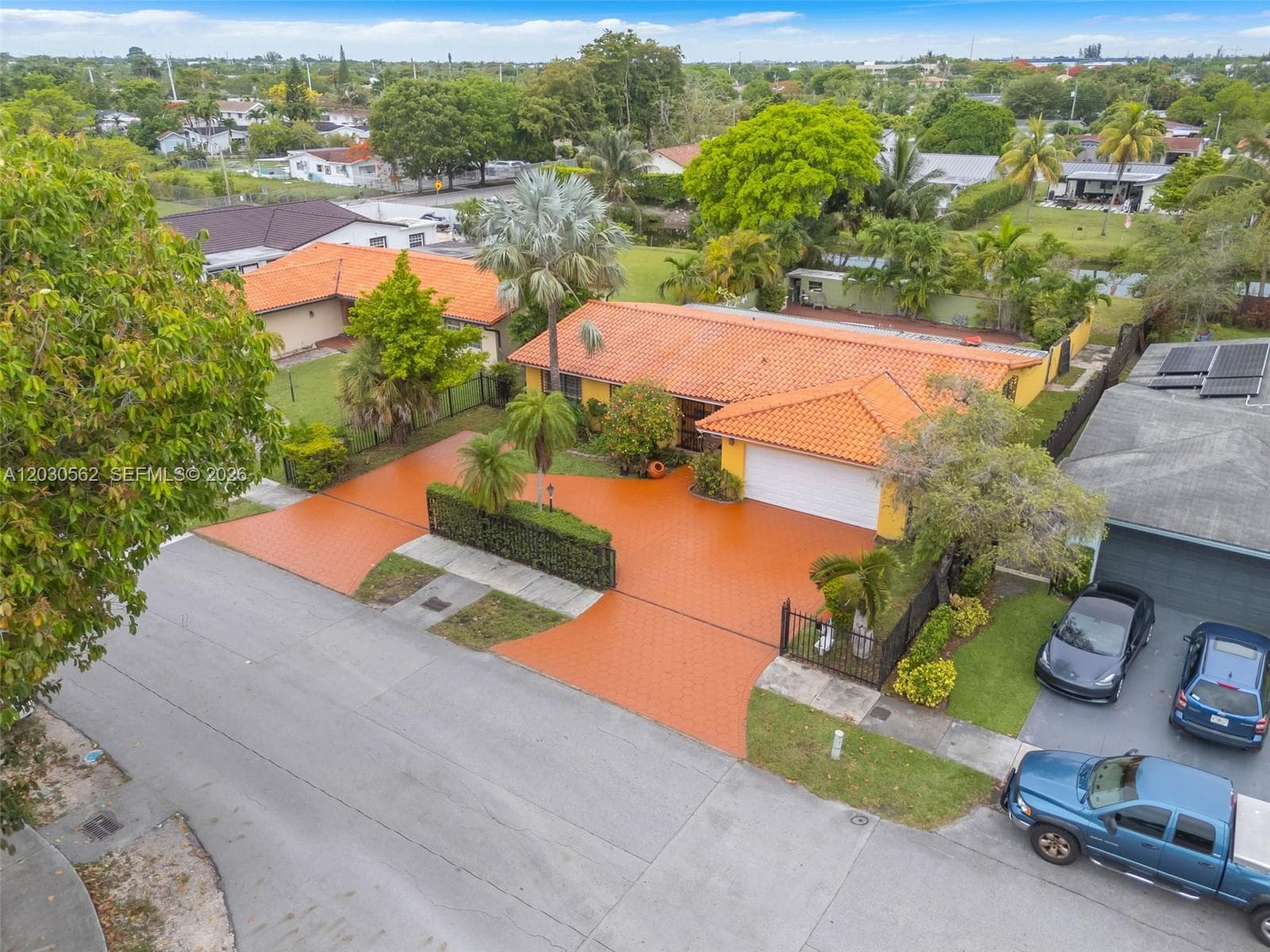 1320 SW 84th Ave photo 44