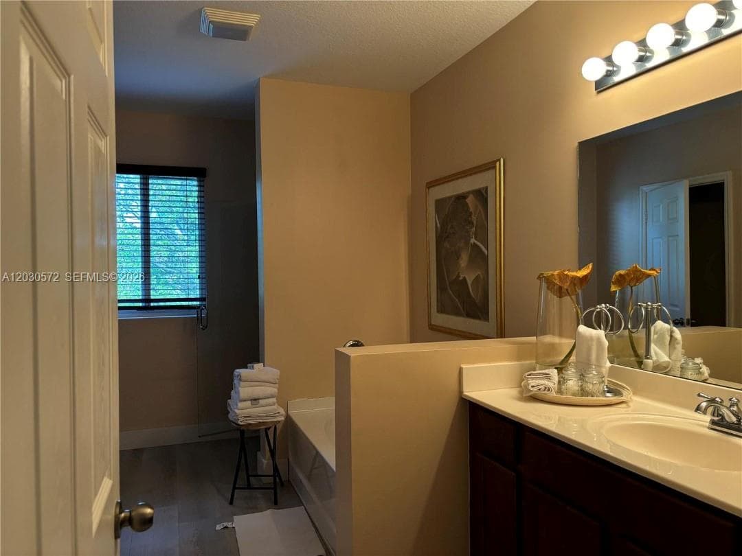 657 SE 31st Ave #657 photo 16