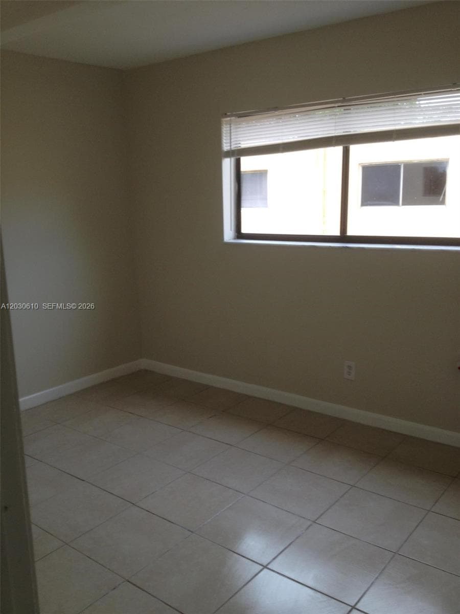 TOWNHOUSE VILLAGE CONDO · #616 in Pompano Beach - Photo 5