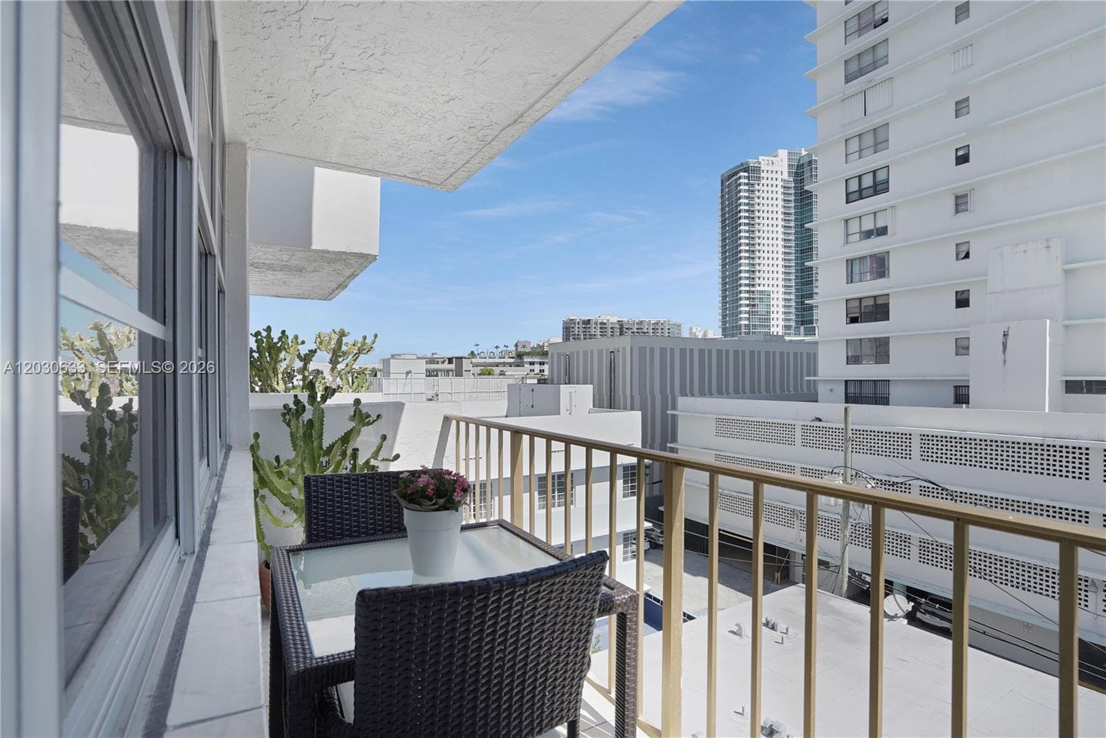JAMES CENTRAL TOWERS COND · #605 in Miami Beach - Photo 14