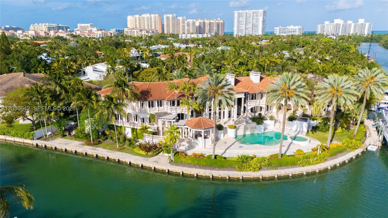 260 Cape Florida Dr photo 6