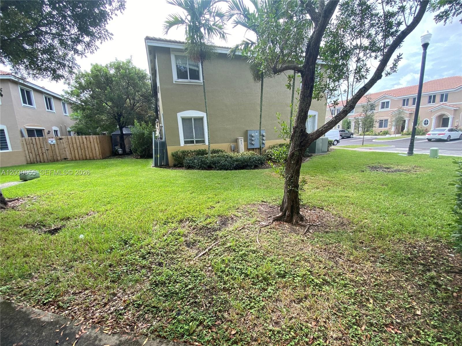2330 SE 10th St #2330 photo 22