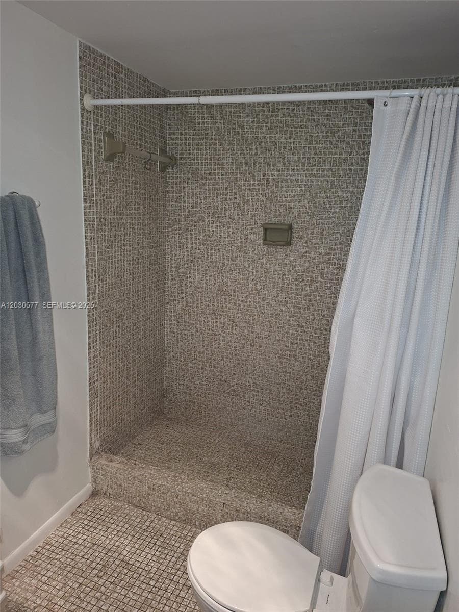 Coral Isle West Condo · #908 in North Miami Beach - Photo 17