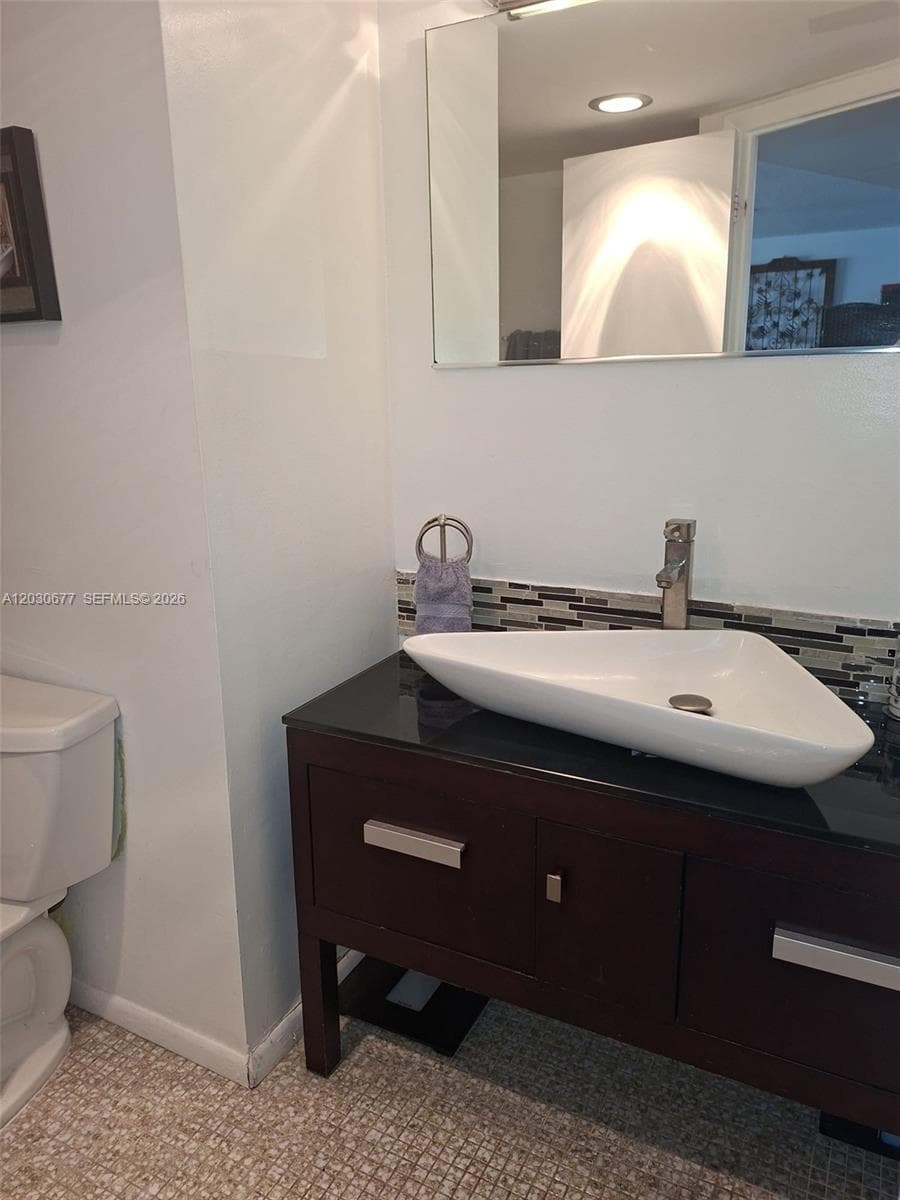 Coral Isle West Condo · #908 in North Miami Beach - Photo 16