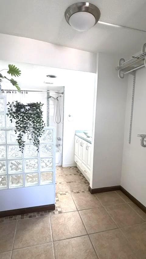 Coral Isle West Condo · #908 in North Miami Beach - Photo 12