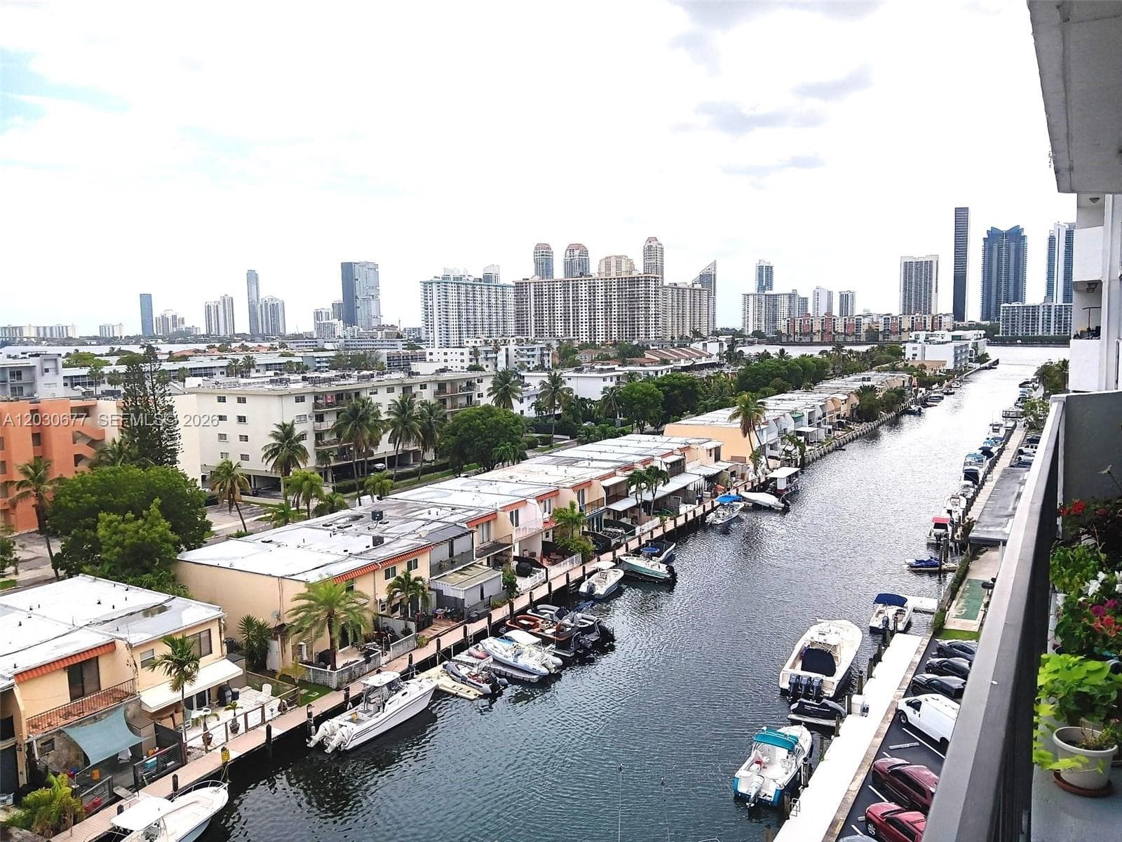 Coral Isle West Condo · #908 in North Miami Beach - Photo 21