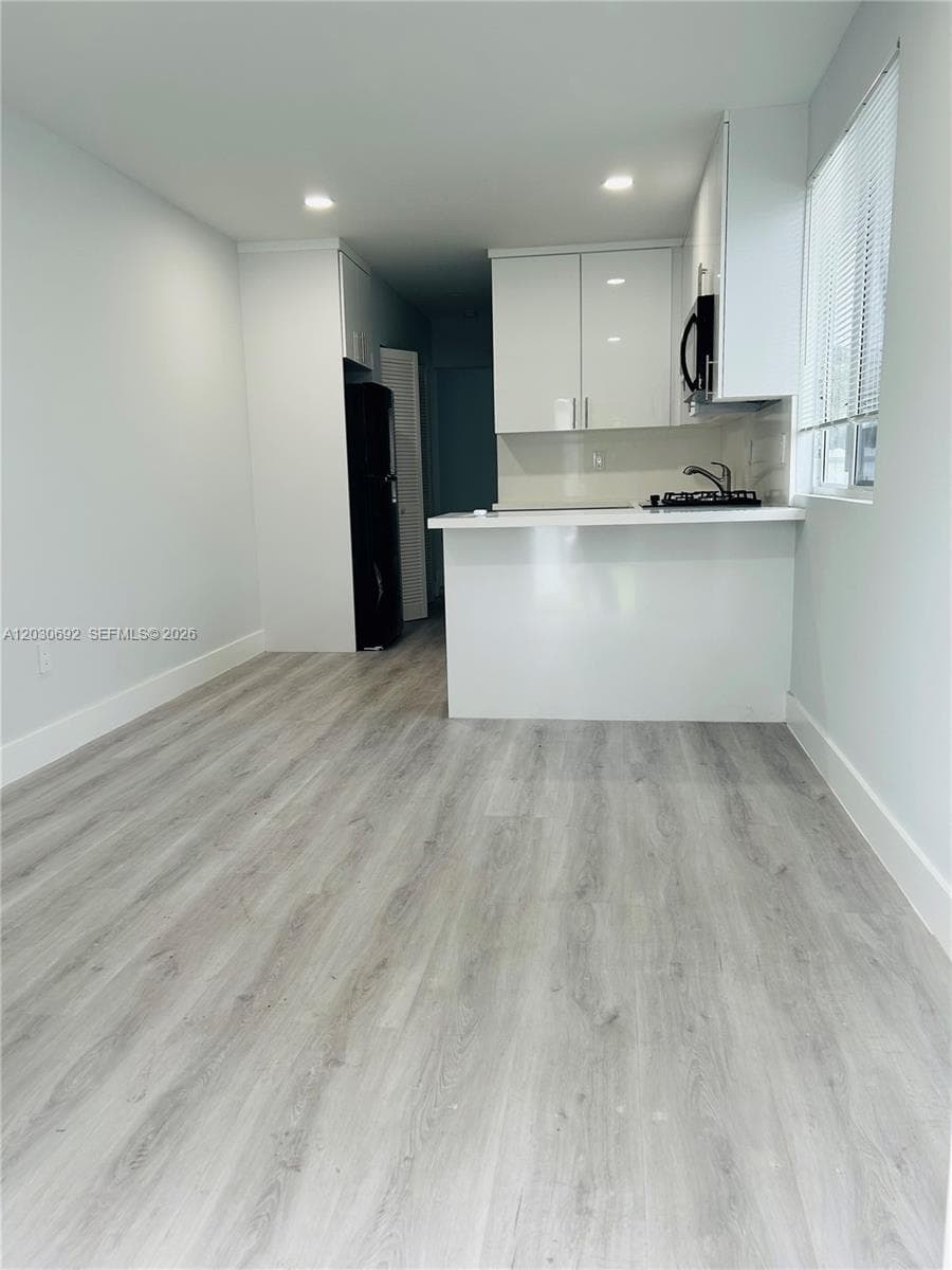 FAIRLAWN · #a in Miami - Photo 2