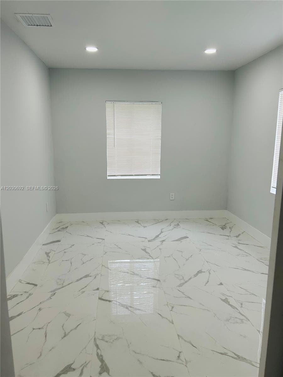 FAIRLAWN · #a in Miami - Photo 3