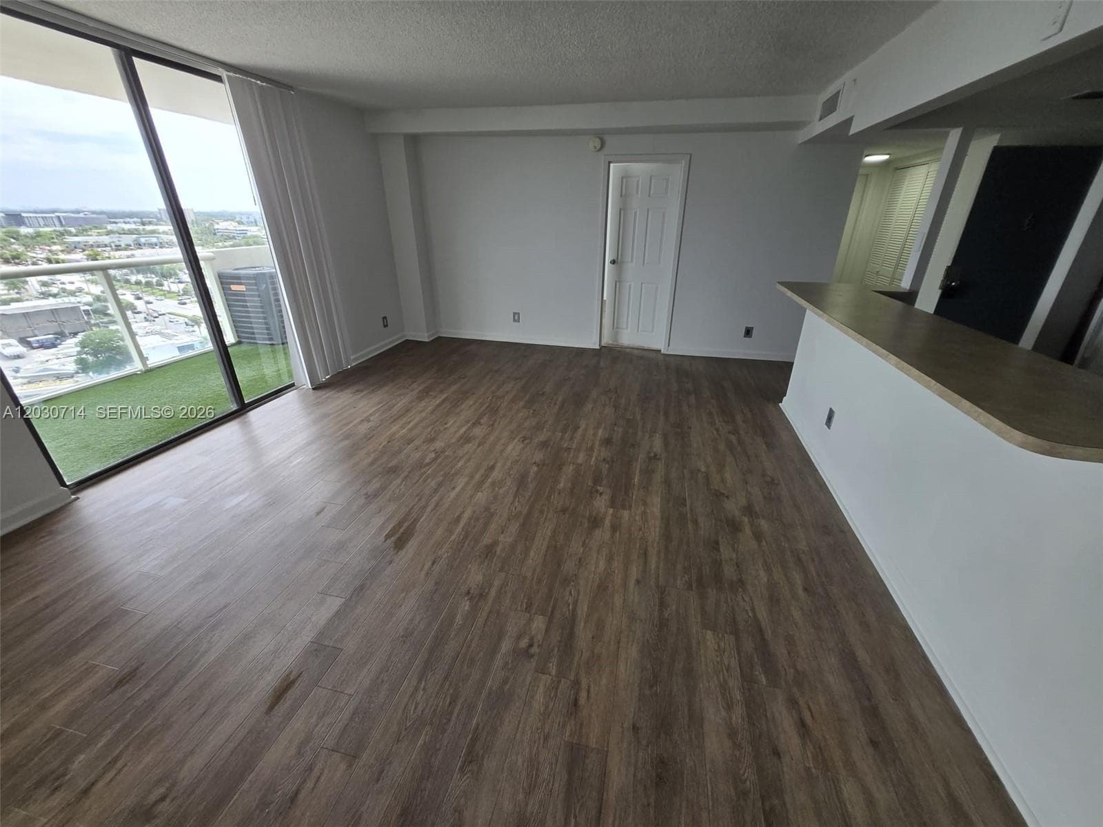 SAILBOAT CAY CONDO · #1408 in North Miami - Photo 2