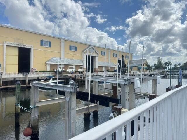 Boat Dockage