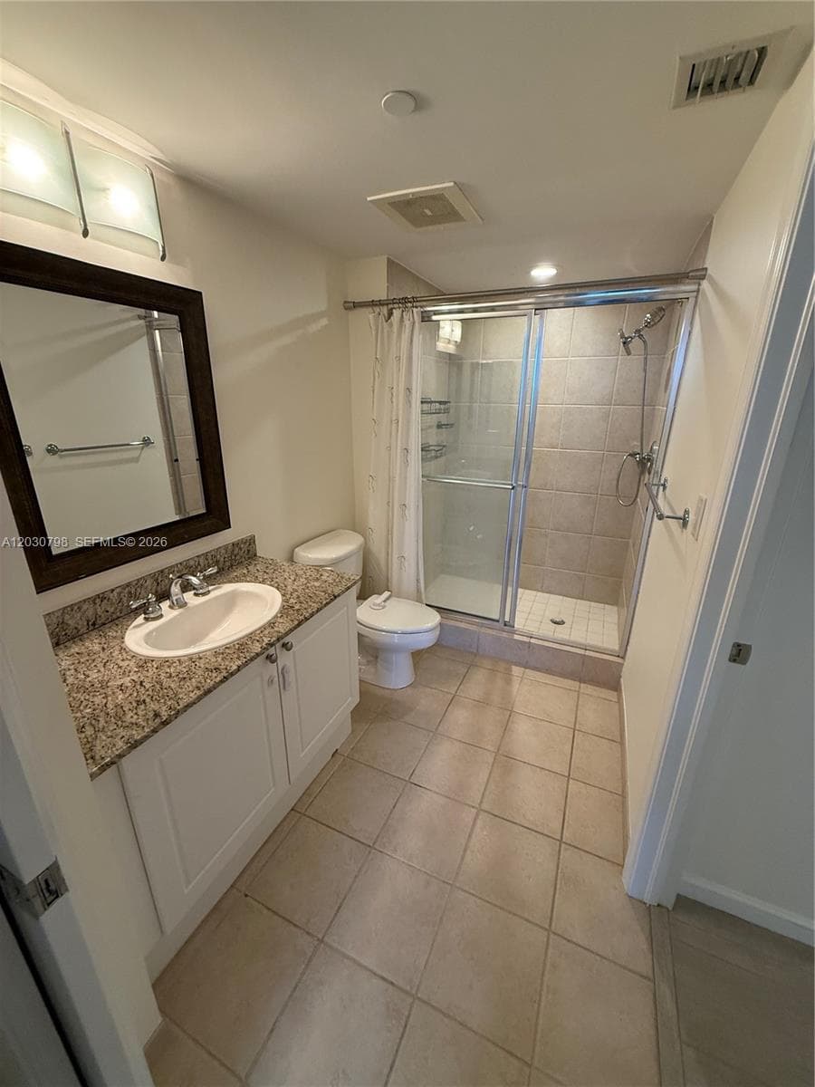 TURNBERRY ON THE GREEN CO · #809 in Aventura - Photo 9