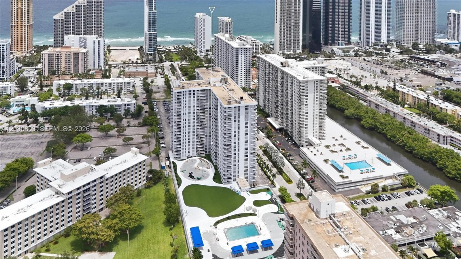 WINSTON TOWERS · #901 in Sunny Isles Beach - Photo 23