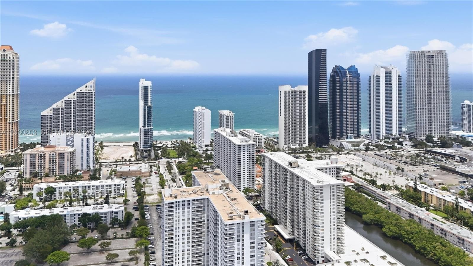 WINSTON TOWERS · #901 in Sunny Isles Beach - Photo 2