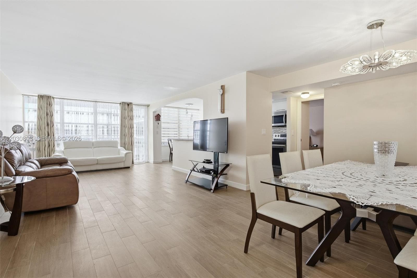 WINSTON TOWERS · #901 in Sunny Isles Beach - Photo 4