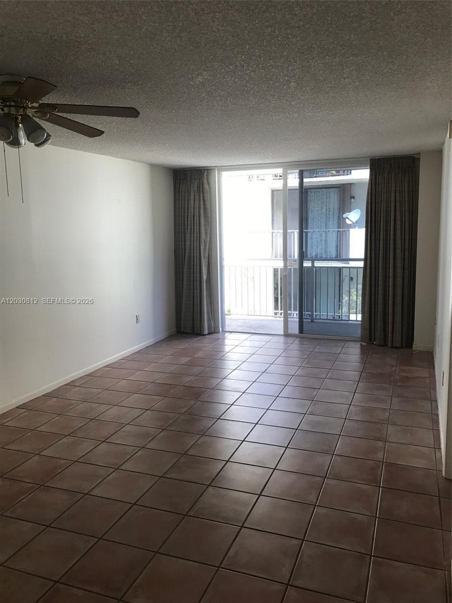 WEST BAY GARDENS CONDO · #416 in Miami Beach - Photo 7
