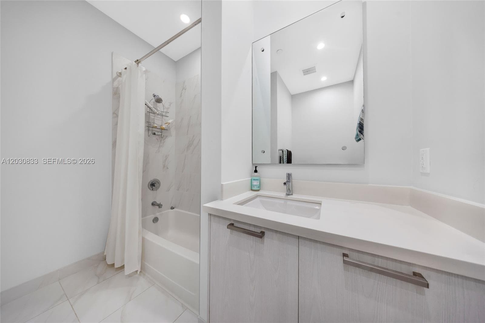 GALLERIA LOFTS CONDO · #104 in Fort Lauderdale - Photo 15