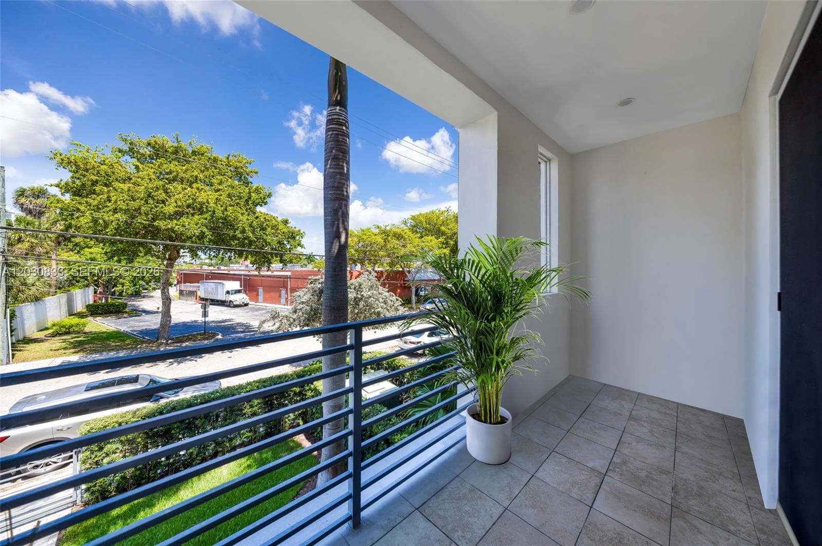 GALLERIA LOFTS CONDO · #104 in Fort Lauderdale - Photo 11