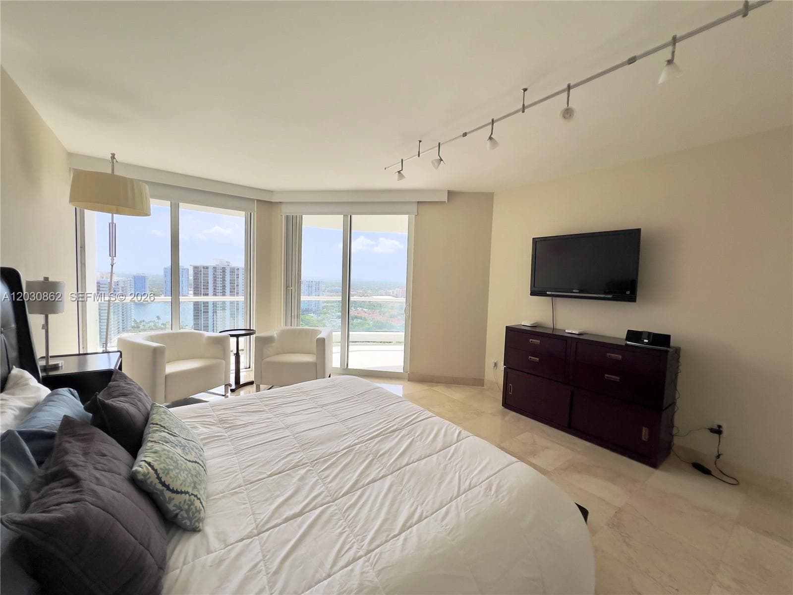 7000 ISL BLVD WILLIAMS IS · #2403 in Aventura - Photo 22