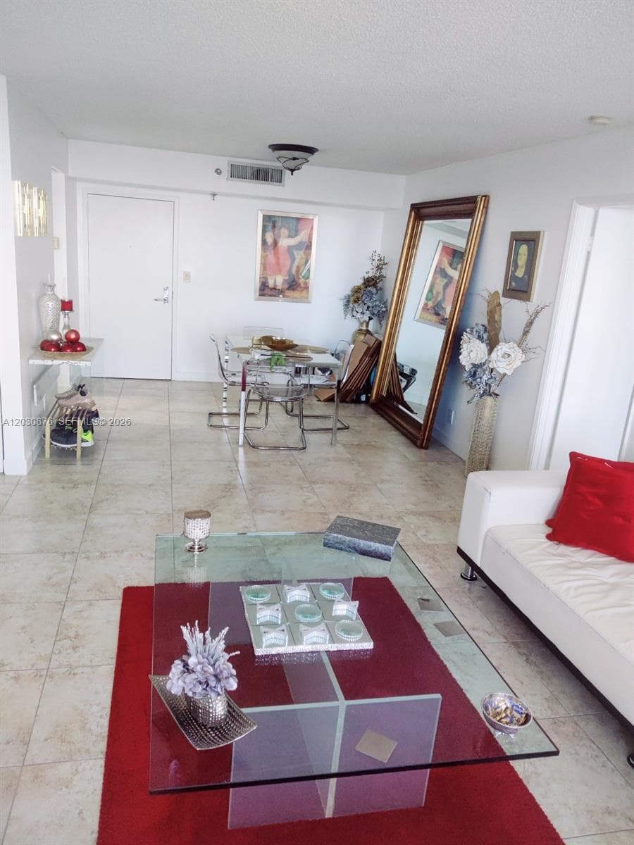 PARC CENTRAL AVENTURA EAS · #1811 in Aventura - Photo 4