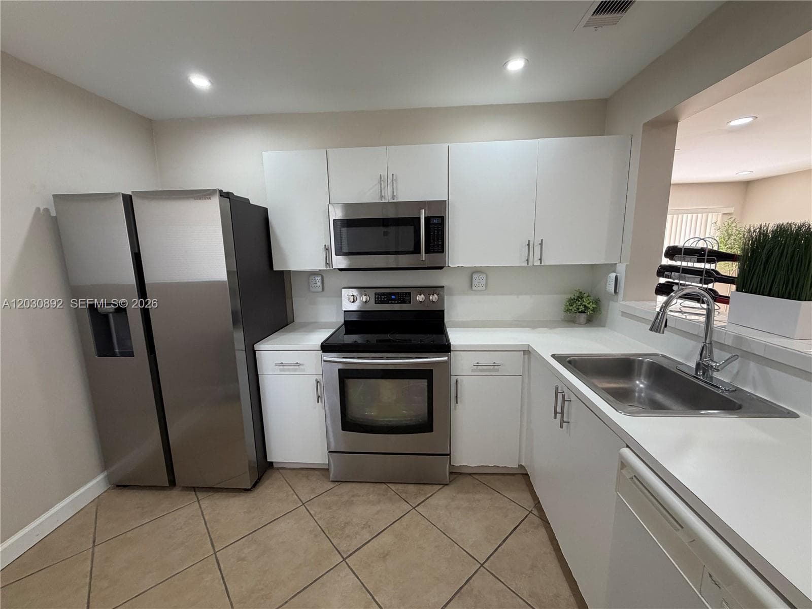 VILLA DORAL · #202 in Doral - Photo 17