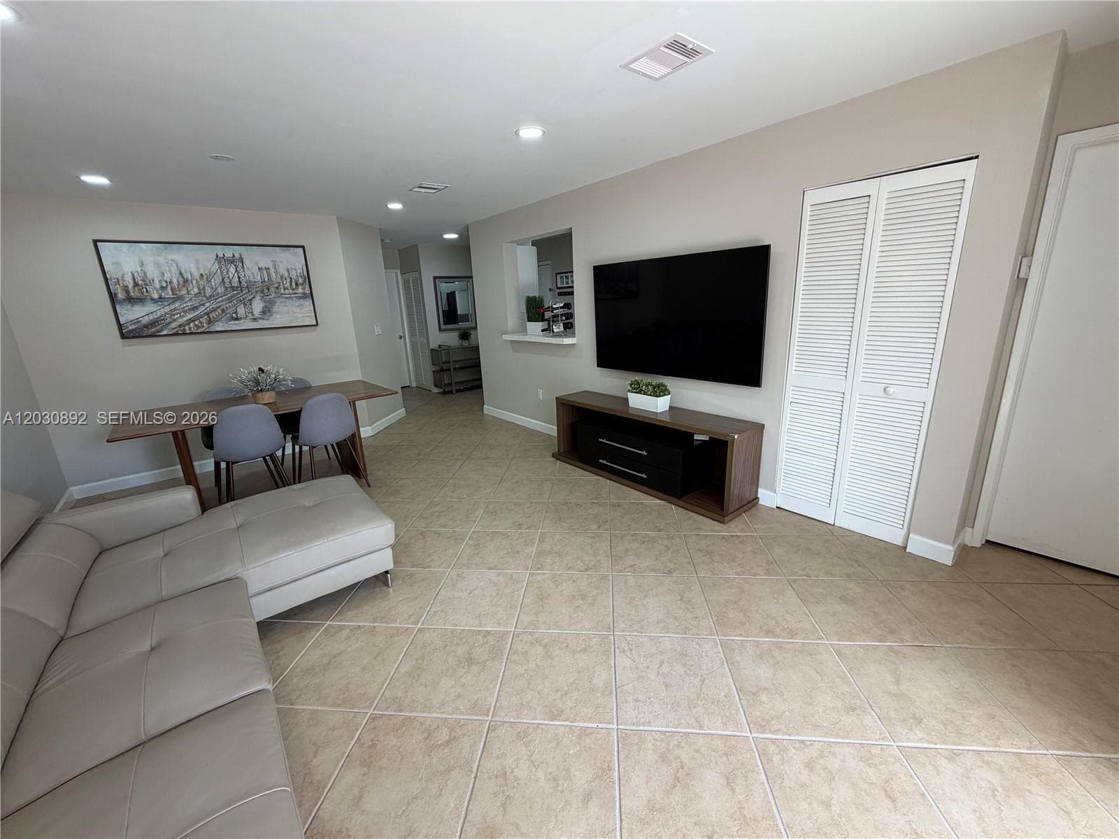 VILLA DORAL · #202 in Doral - Photo 10