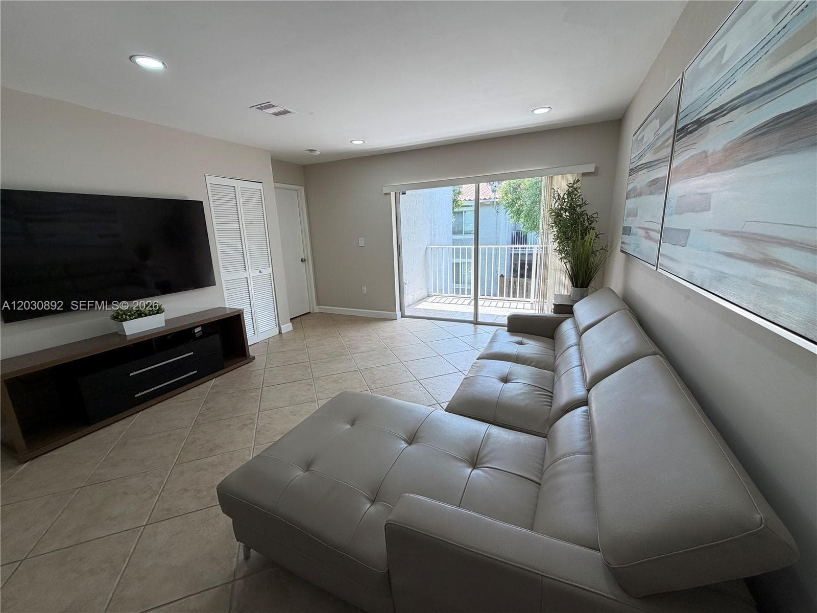 VILLA DORAL · #202 in Doral - Photo 4