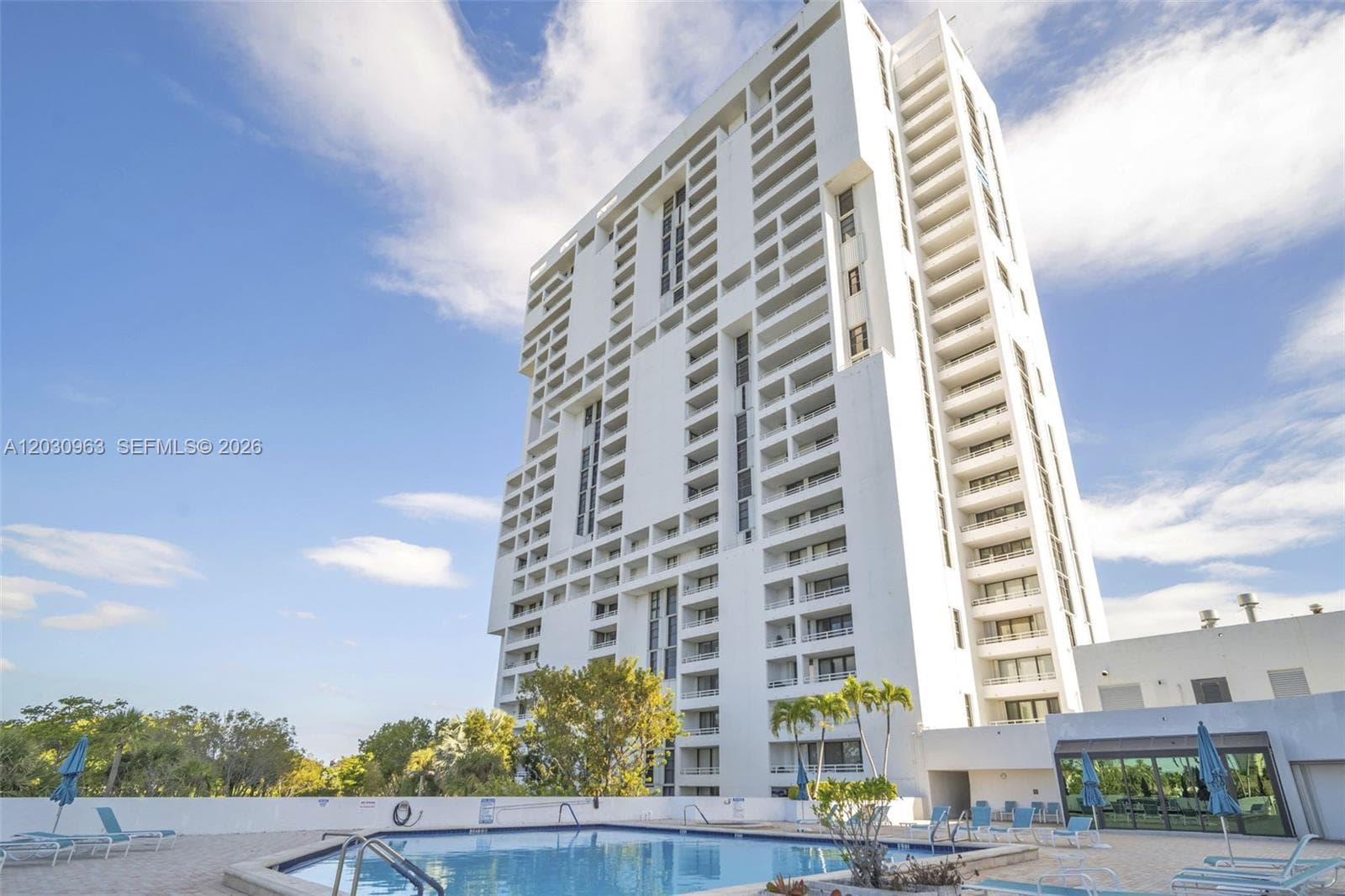 DELVISTA · #421 in Aventura - Photo 18