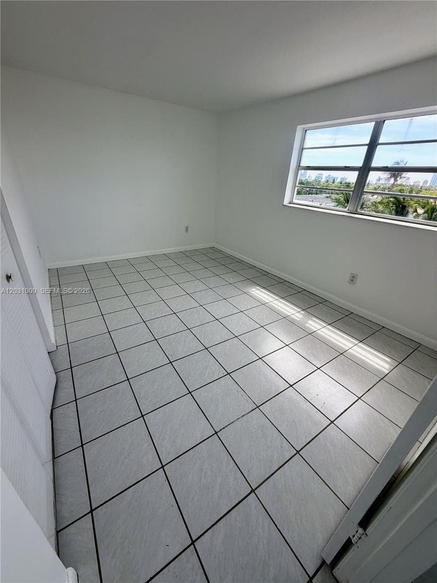 ISLE OF NORMANDY MIAMI VI · #401 in Miami Beach - Photo 10