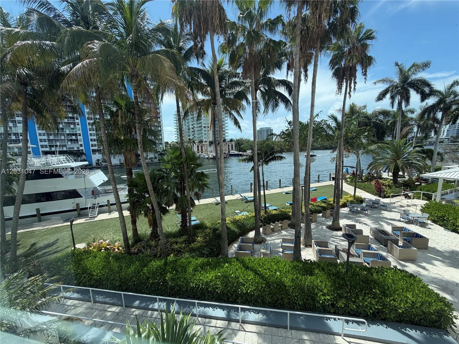GALLERY ONE · #1132 in Fort Lauderdale - Photo 51