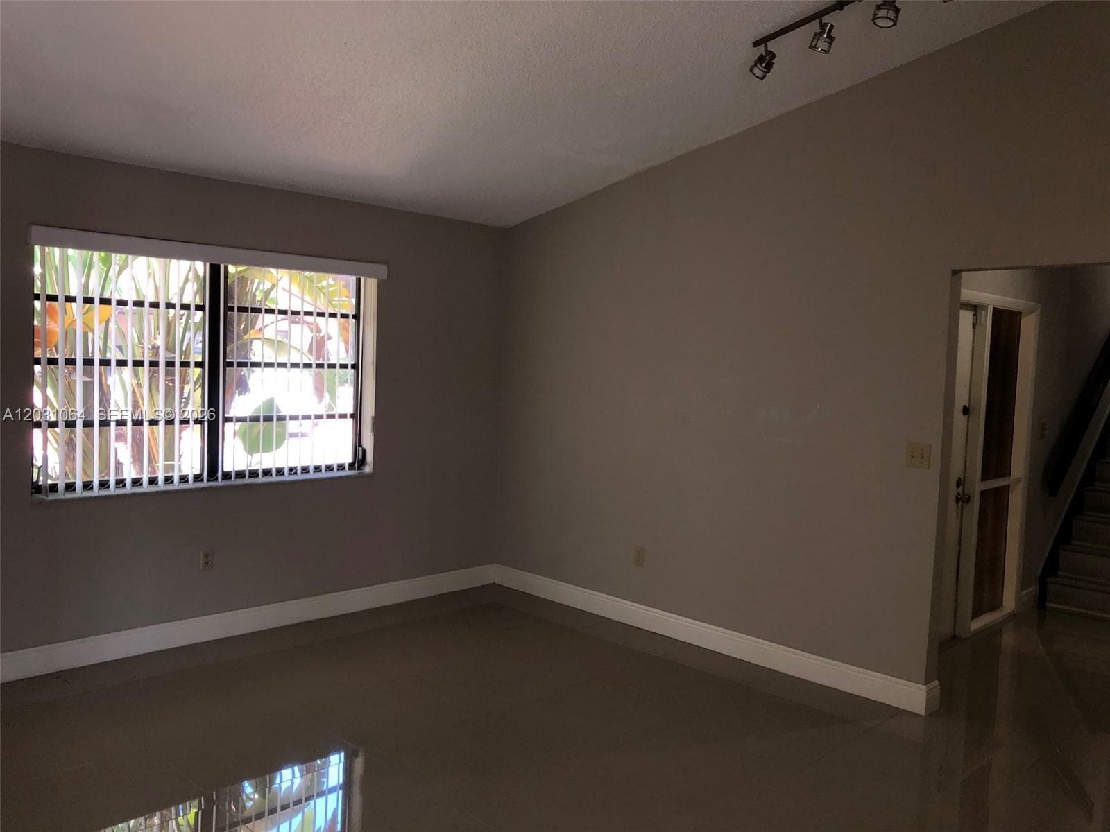9082 SW 112 PL photo 12