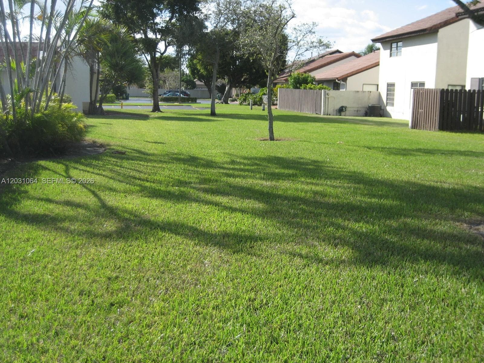 9082 SW 112 PL photo 18
