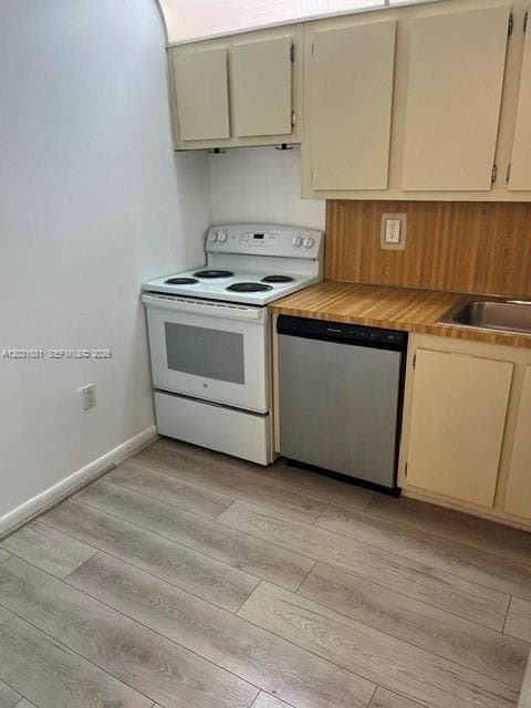 WEST BAY GARDENS CONDO · #218 in Miami Beach - Photo 5