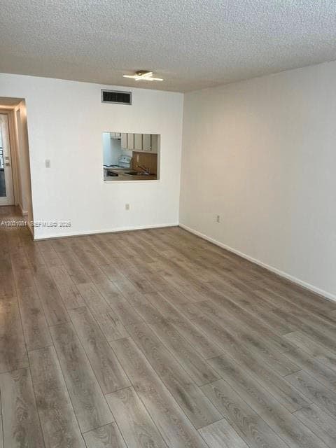 WEST BAY GARDENS CONDO · #218 in Miami Beach - Photo 4