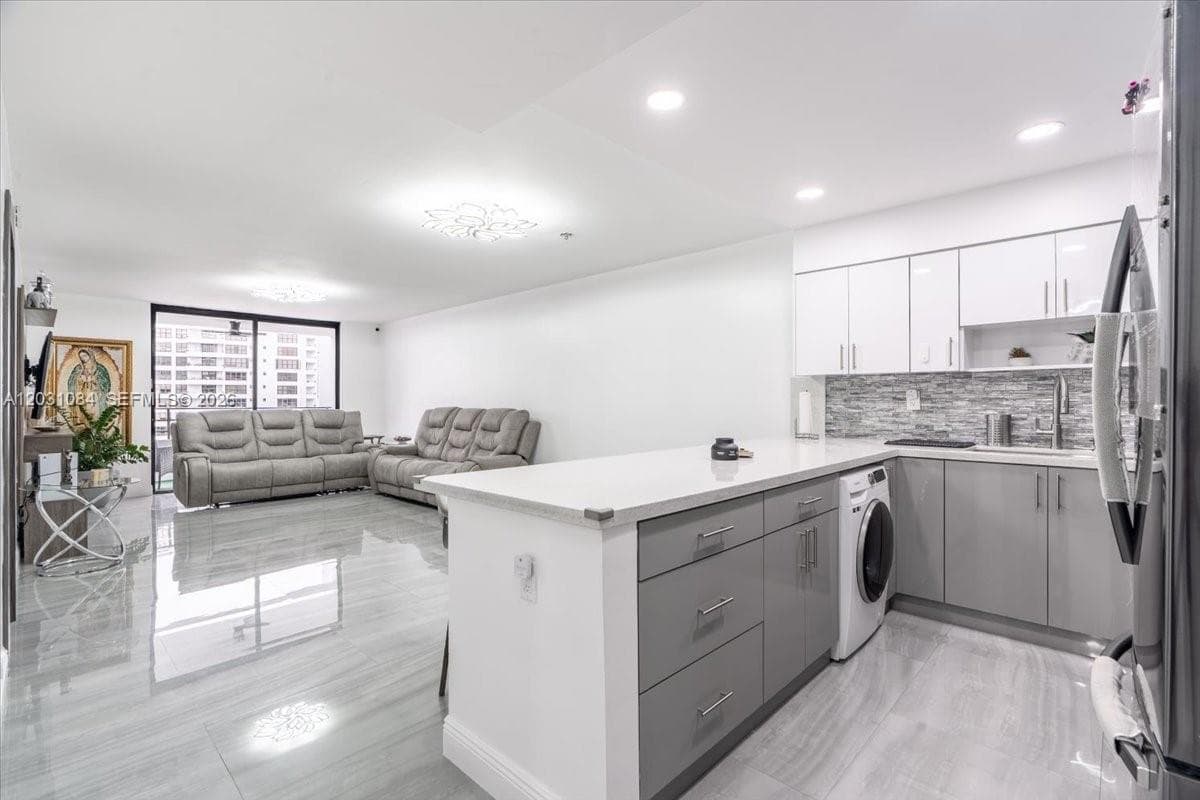 OLYMPUS · #1413 in Hallandale Beach - Photo 4