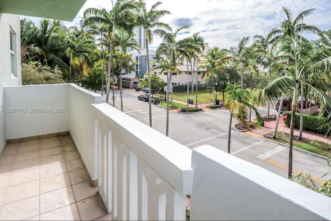 JEFFERSON MANOR · #3A in Miami Beach - Photo 2