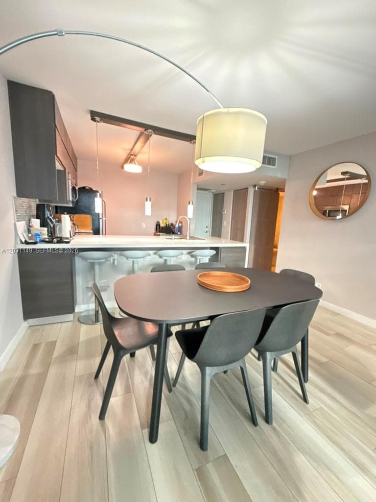 Arlen house east condo · #912 in Sunny Isles Beach - Photo 10