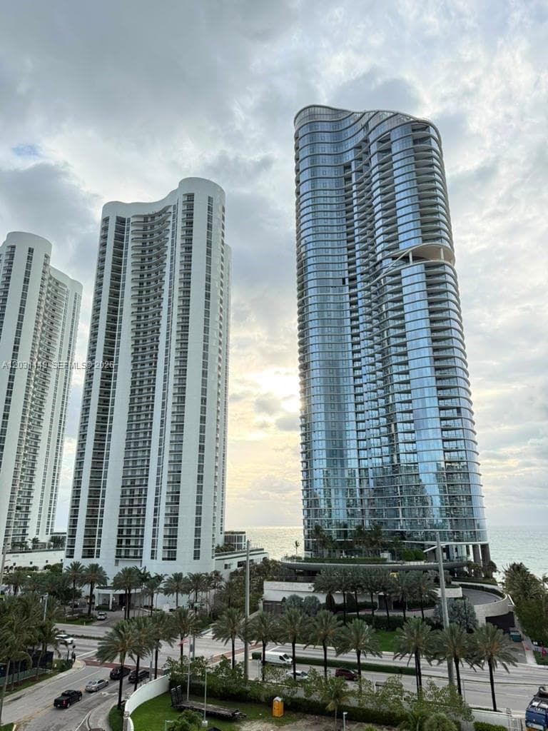 Arlen house east condo · #912 in Sunny Isles Beach - Photo 15