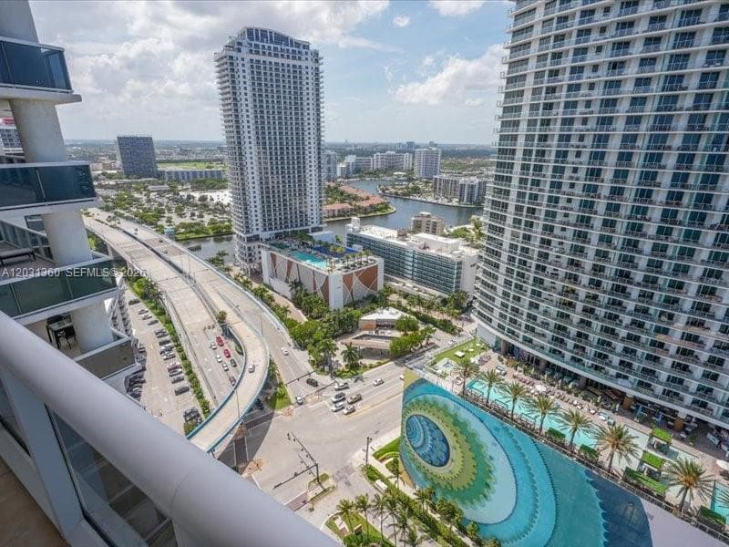 BEACH CLUB THREE CONDO · #3101 in Hallandale Beach - Photo 47