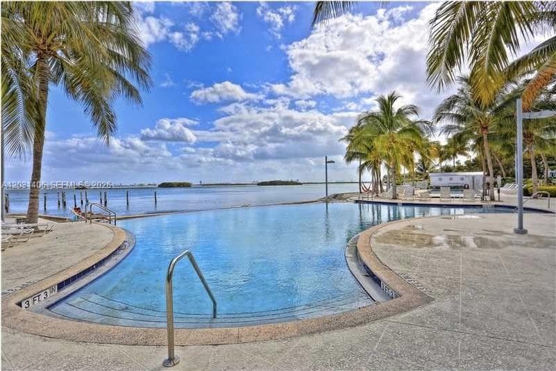 NIRVANA · #B511 in Miami - Photo 16
