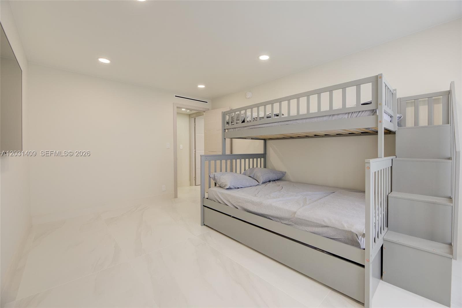 OLYMPUS CONDO PHASE · #403 in Hallandale Beach - Photo 23