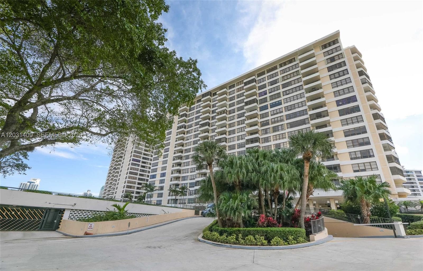 OLYMPUS CONDO PHASE · #403 in Hallandale Beach - Photo 46