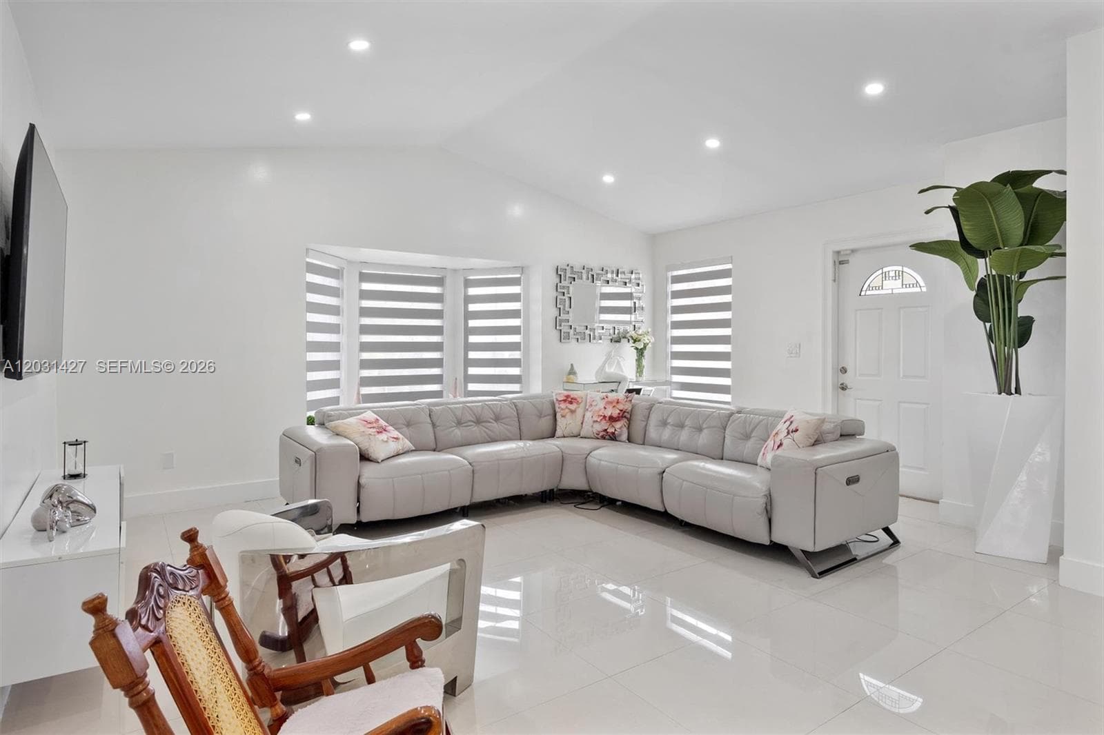 14623 SW 125th Pl photo 5
