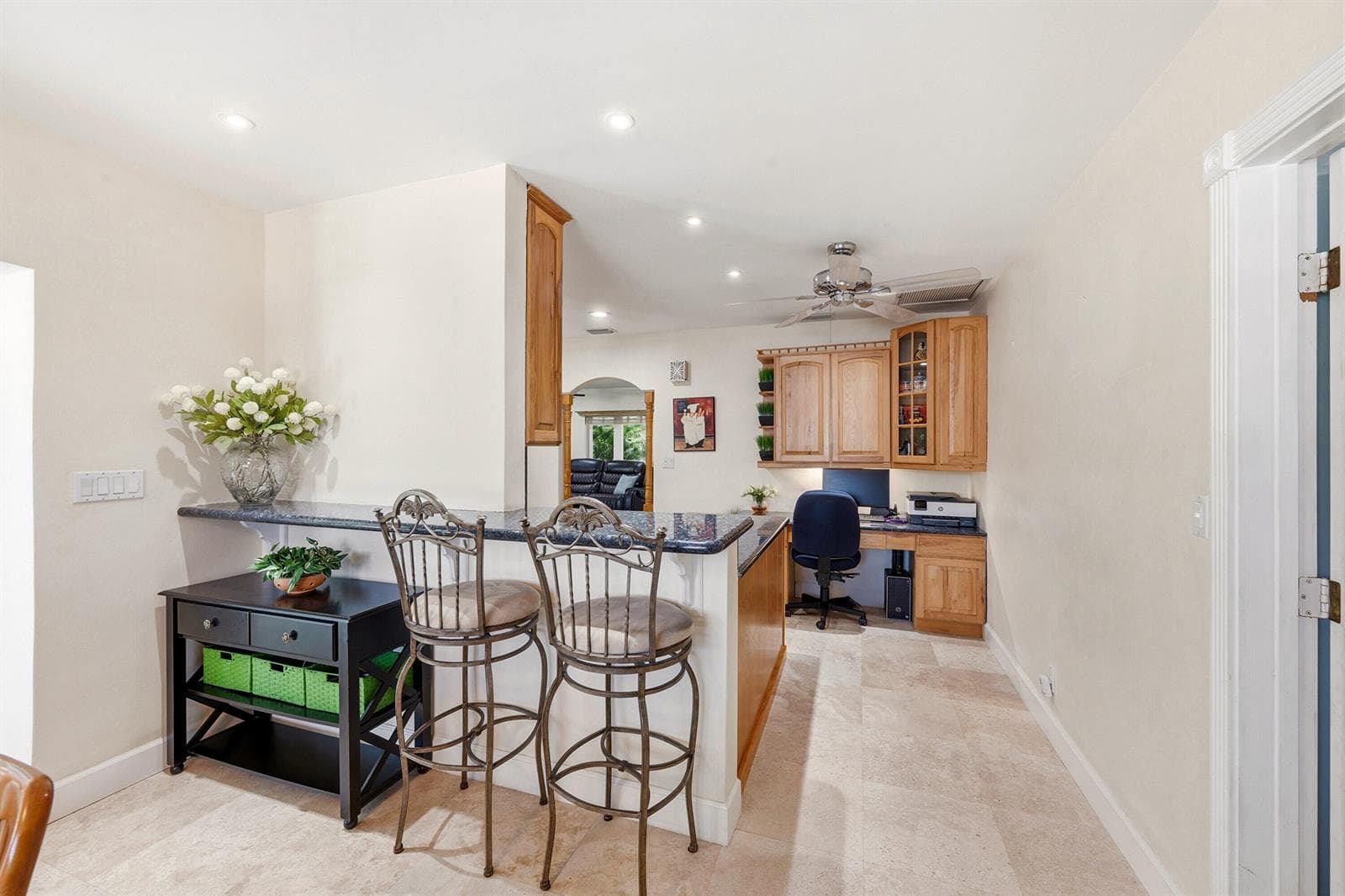 Dining Room & Kitchen
