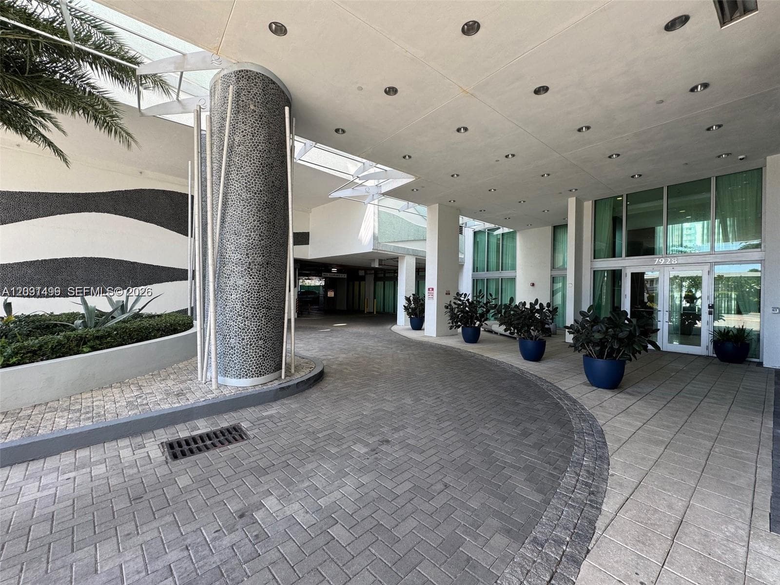 Eloquence on the Bay · #707 in North Bay Village - Photo 24